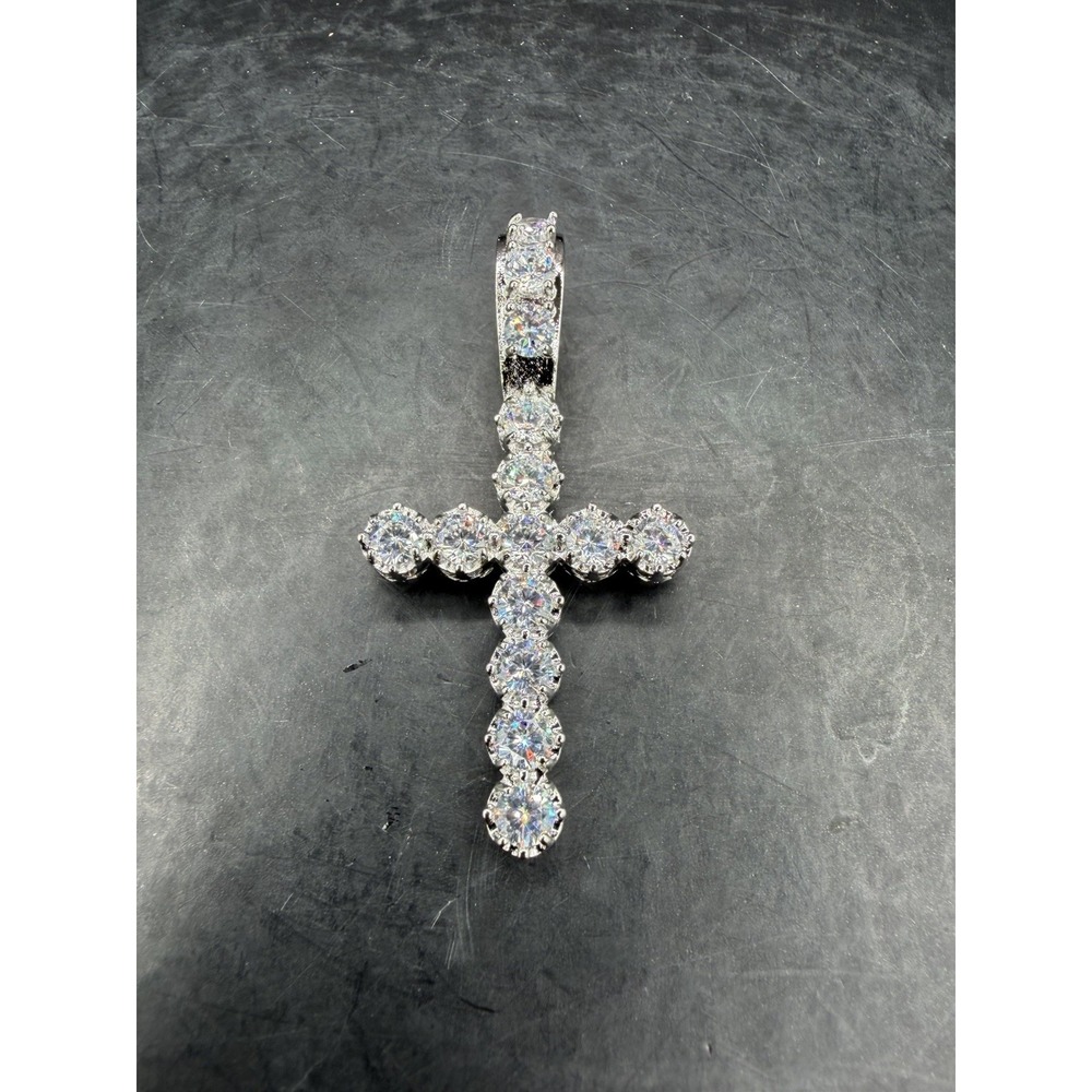 Silver‑Toned Cross Pendant w/ Sparkling Round‑Cut Moissanite Stones ✝️✨
